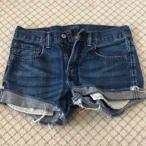 Levi shorts 26